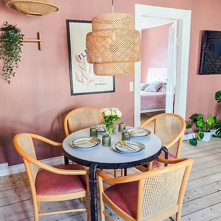 Stylish In Center - Self Check-in אולבורג